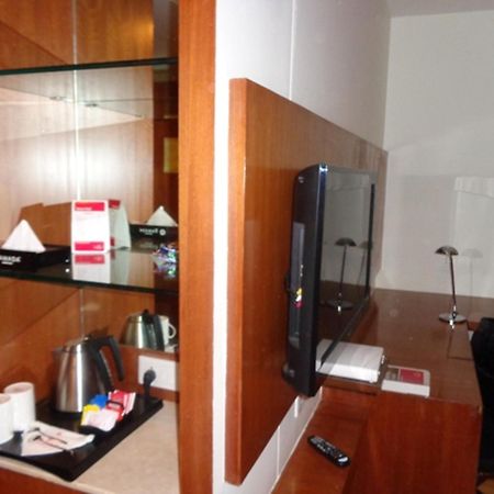 Ramada Ahmedabad Otel Dış mekan fotoğraf